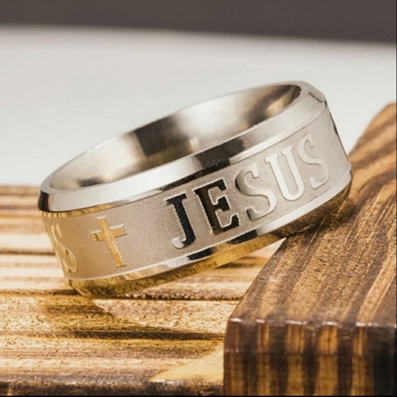 Silver Stainless Steel JESUS Insignia Emblem Embossed Engraved 8mm 8mm Band Ring - Picture 3 of 14